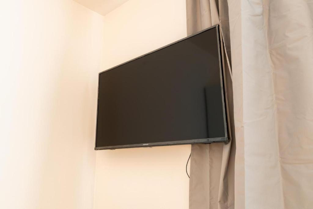 Brand New Studio Apartment #24 In Elite Residence With Free Secure Parking In The Center ปราก ภายนอก รูปภาพ
