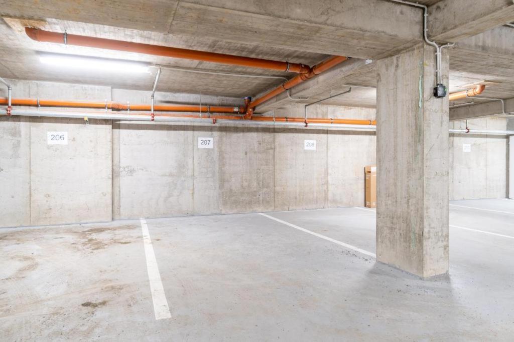 Brand New Studio Apartment #24 In Elite Residence With Free Secure Parking In The Center ปราก ภายนอก รูปภาพ